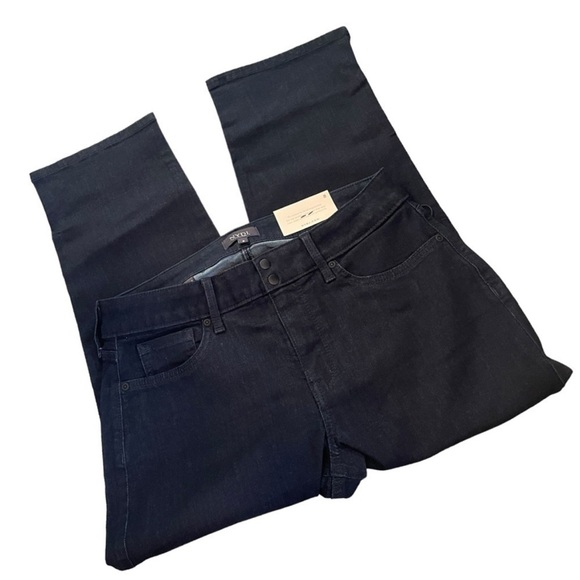 NYDJ Rinse Capri Crop Jeans w/ COOLMAX & Lift Tuck Tech, Sz 8 Dark Wash - Picture 2 of 11